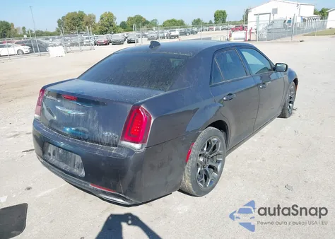 2015 Chrysler 300 300S z USA, uszkodzony, nr VIN 2C3CCABG7FH766790